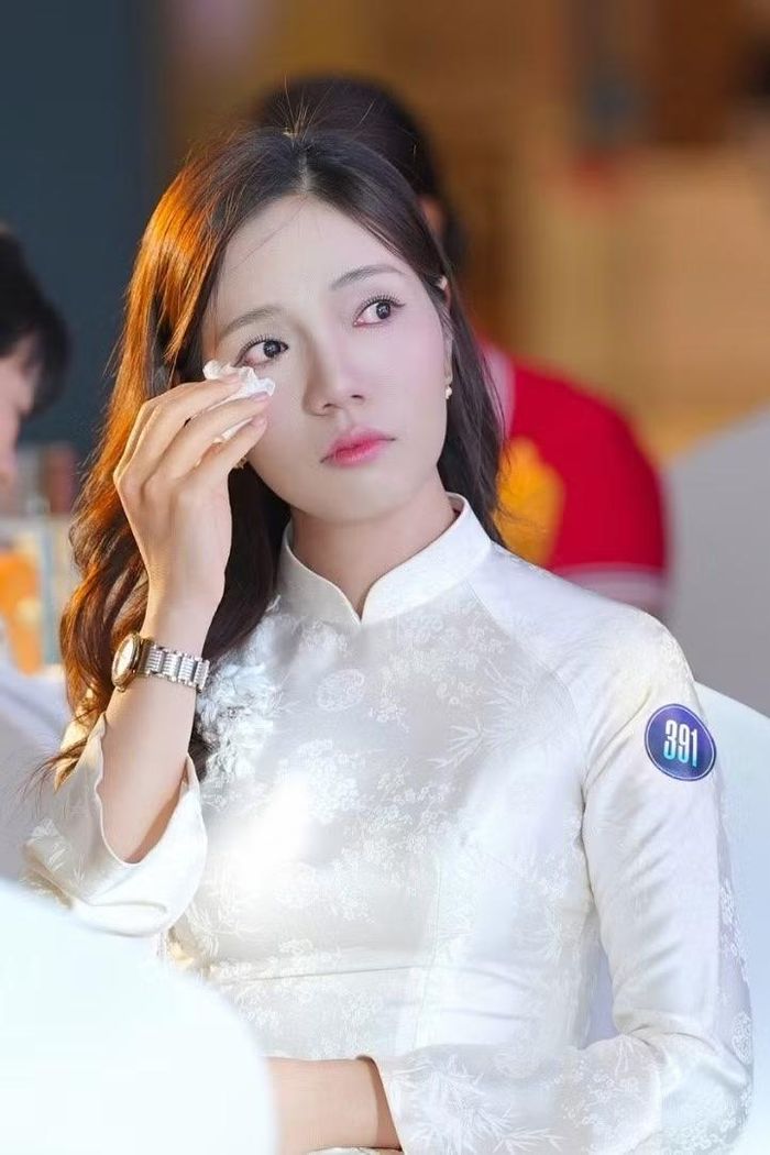 Cô Diễm My trong ngày chia tay học sinh.