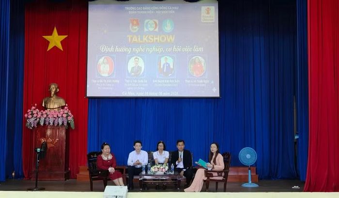 Diễn giả tham gia Talkshow.
