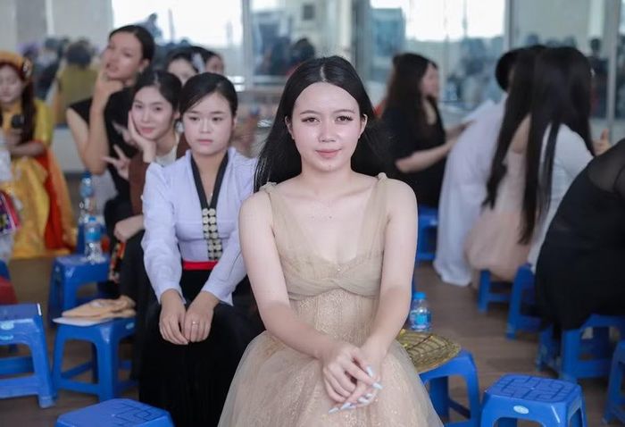 Sẵn sàng trước giờ vào thi năng khiếu.