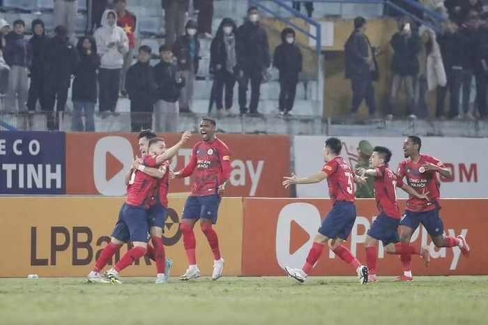 Công an Hà Nội bước vào trận đấu với tư cách nhà vô địch V-League 2025/2026. Ảnh: VPF.