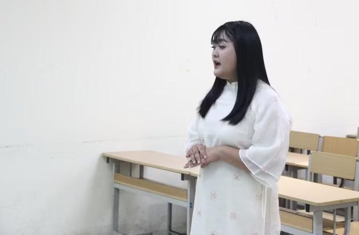 Thí sinh dự thi năng khiếu xét tuyển vào Trường ĐH Sư phạm Hà Nội.