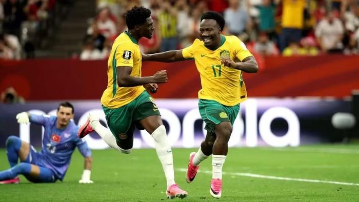 Úc thắng Thổ Nhĩ Kỳ 2-0 ở bảng D World Cup 2026.