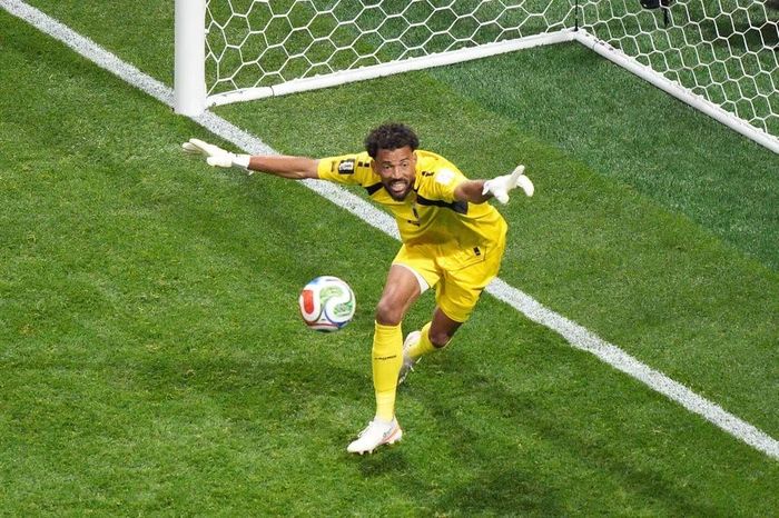 Trước World Cup, Vozinho được định giá chỉ 50.000 euro (bằng 1/1.000) giá trị của nhiều tuyển thủ Tây Ban Nha. Anh bắt đầu sự nghiệp bóng đá chuyên nghiệp rất muộn (25 tuổi). Khi còn trẻ, Vozinho bị nhiều lò đào tạo ở quê nhà từ chối vì thể hình nhỏ con và không có tố chất để thành cầu thủ chuyên nghiệp.
