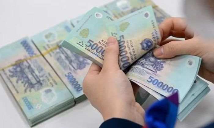 Từ ngày 1/7, khoảng 3,4 triệu người đang hưởng lương hưu, trợ cấp BHXH và trợ cấp hằng tháng sẽ được điều chỉnh tăng thêm 8% theo quy định mới. Ảnh minh họa.