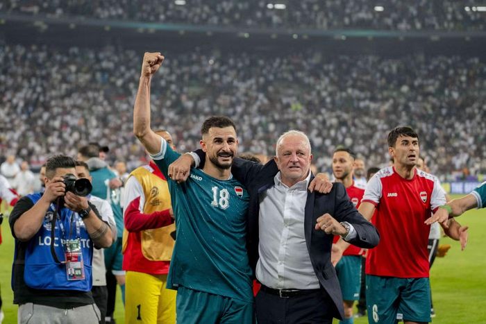 HLV Graham Arnold giúp Iraq góp mặt tại World Cup 2026.