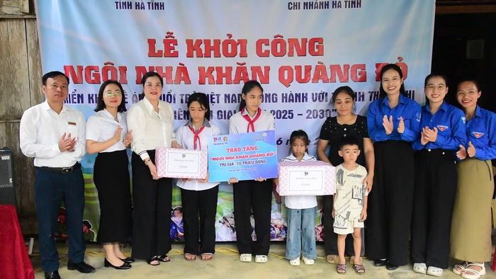 Tỉnh Đoàn Hà Tĩnh phối hợp hỗ trợ nguồn lực 70 triệu đồng để xây dựng "Ngôi nhà khăn quàng đỏ".