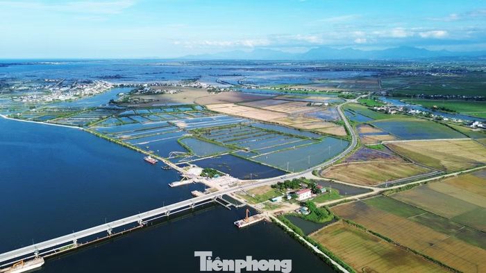  Theo tìm hiểu của phóng viên, đập Thảo Long từng được các chuyên gia đánh giá là công trình thủy lợi ngăn mặn, giữ ngọt lớn nhất Việt Nam và khu vực Đông Nam Á. Tuy nhiên, vị trí này hiện thuộc về cống Cái Lớn - Cái Bé tại tỉnh Kiên Giang cũ. Công trình đập Thảo Long giữ vai trò đặc biệt quan trọng trong việc bảo đảm nguồn nước phục vụ sản xuất nông nghiệp, công nghiệp, bảo vệ môi trường sinh thái, đồng thời góp phần kết nối khu vực đầm phá với vùng ven biển TP. Huế. 