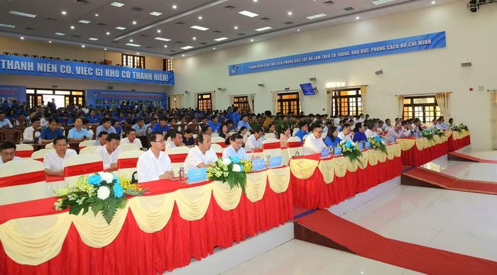 Quang cảnh buổi đối thoại.