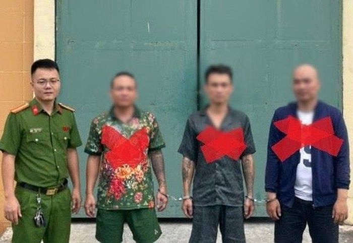 Nhóm đối tượng (dấu x) tại cơ quan điều tra.