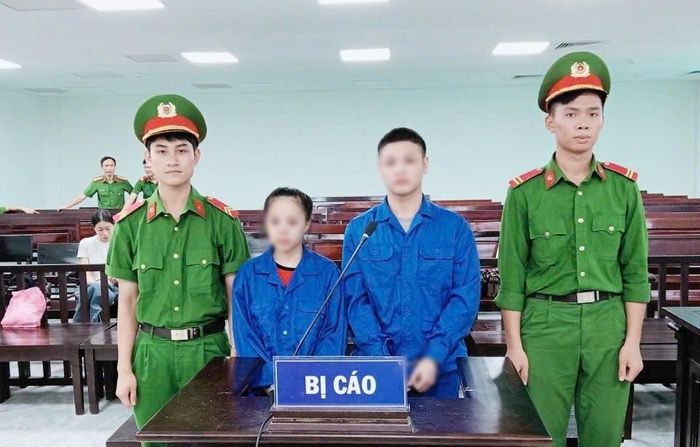 Các bị cáo tại phiên xử.