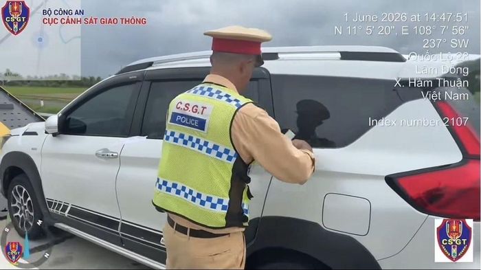 Vi phạm nhiều lỗi khi lưu thông trên cao tốc Phan Thiết - Vĩnh Hảo, lái xe và chủ xe bị xử phạt 88,5 triệu đồng.