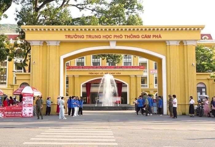 Điểm thi trường THPT Cẩm Phả. Ảnh: PC