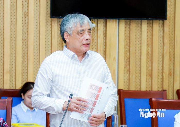 PGS. TS Trần Đình Thiên - Nguyên Viện trưởng Viện Kinh tế Việt Nam phát biểu phản biện. Ảnh: Thành Duy