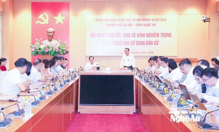 Quang cảnh cuộc làm việc. Ảnh: Mai Hoa