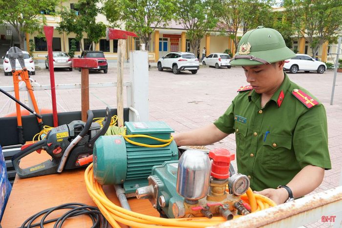 Hệ thống bơm nước công suất lớn cùng các thiết bị chữa cháy được lắp đặt giúp lực lượng cơ sở nhanh chóng triển khai phương án dập lửa khi có sự cố xảy ra.