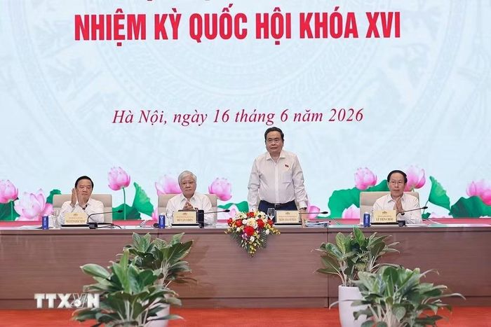 Chủ tịch Quốc hội Trần Thanh Mẫn chủ trì Hội nghị. (Ảnh: Doãn Tấn/TTXVN)