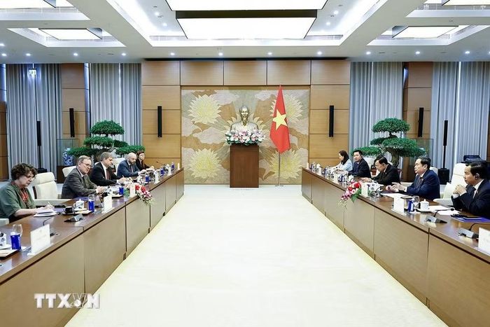 Chủ tịch Quốc hội Trần Thanh Mẫn tiếp Phó Chủ tịch Quốc hội Cộng hòa Liên bang Đức Bodo Ramelow. (Ảnh: Doãn Tấn/TTXVN)