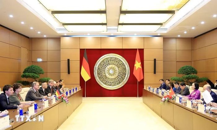 Phó Chủ tịch Quốc hội Nguyễn Thị Thanh hội đàm với Phó Chủ tịch Quốc hội Cộng hòa Liên bang Đức Bodo Ramelow. (Ảnh: Tuấn Anh/TTXVN)