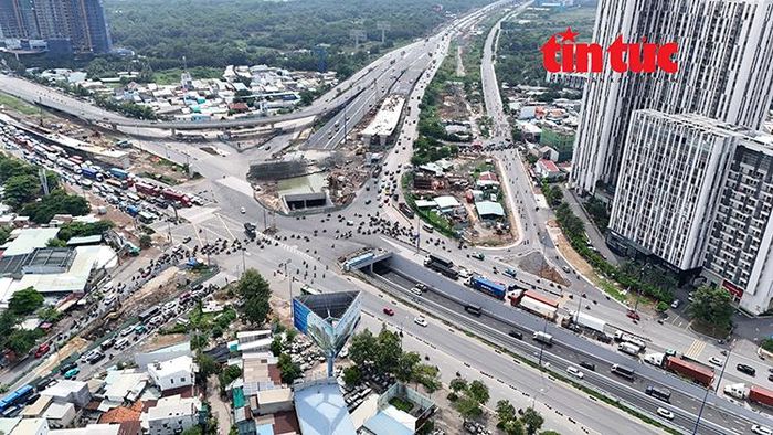 Tổng khối lượng thi công toàn dự án nút giao An Phú đạt khoảng 80%.