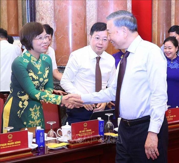 Tổng Bí thư, Chủ tịch nước Tô Lâm với các đại biểu. Ảnh: Văn Điệp/TTXVN