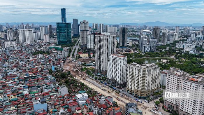 Từ giữa tháng 5, phường Yên Hòa đã hoàn tất bàn giao 100% mặt bằng đoạn từ khu đô thị mới Dịch Vọng đến đường Dương Đình Nghệ.