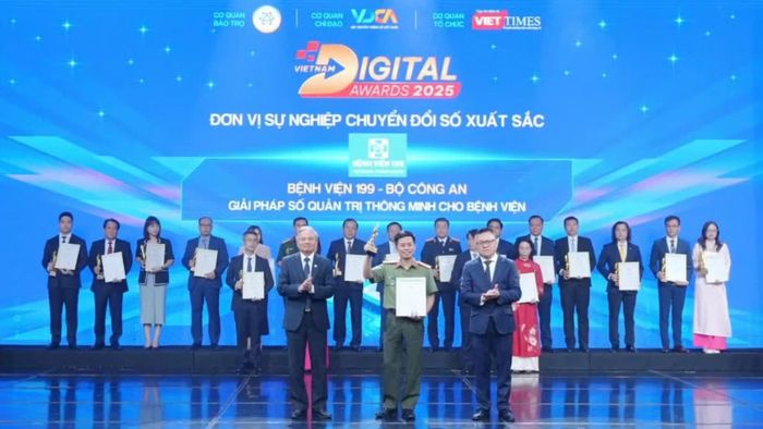 Bệnh viện 199 - Bộ Công an được vinh danh tại VDA 2025 với Giải pháp số Quản trị thông minh cho bệnh viện.