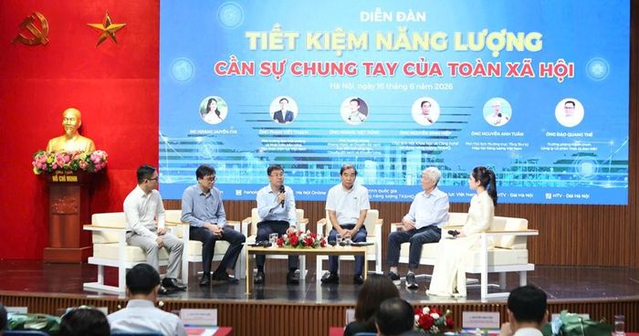 Diễn đàn “Tiết kiệm năng lượng cần sự chung tay của toàn xã hội”. Ảnh: Ban tổ chức cung cấp