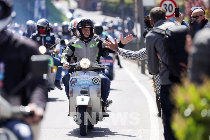 Ngày 27/6 sẽ có chương trình diễu hành quy mô lớn (Grand Parade), quy tụ hàng nghìn chiếc Vespa lăn bánh qua các tuyến phố và địa danh biểu tượng của Rome