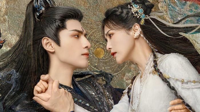 Phát sóng năm 2023 trên Youku với La Vân Hi và Bạch Lộc đóng chính, bộ phim tiên hiệp kể về hành trình quay ngược thời gian của Lê Tô Tô để ngăn Đạm Đài Tẫn trở thành Ma thần hủy diệt tam giới. Câu chuyện trải dài qua ba kiếp luân hồi với nhiều bi kịch và sự hy sinh đã được nâng tầm cảm xúc nhờ phần OST được đầu tư công phu, từ những bản ballad da diết đến các ca khúc mang âm hưởng hùng tráng, tạo nên một trong những "bức tường thành" âm nhạc của dòng phim tiên hiệp.