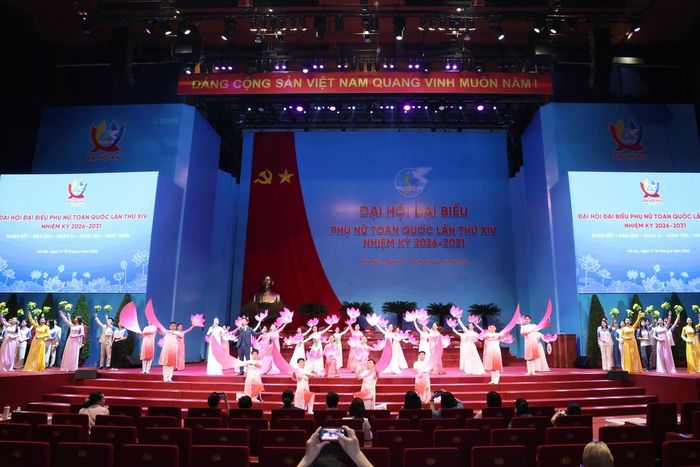 Tổng duyệt chương trình văn nghệ chào mừng Đại hội