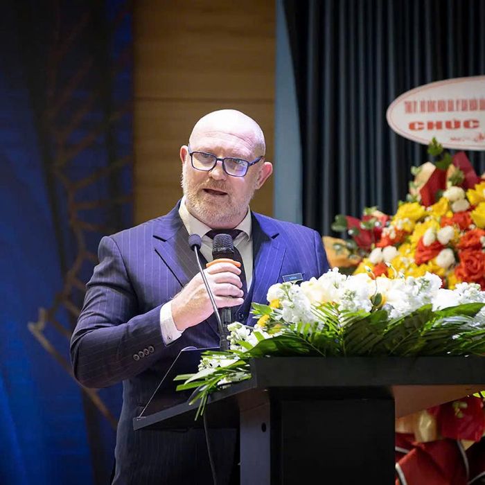 Ông Craig Lewis- Hiệu trưởng Trường Ardingly Việt Nam. Ảnh: N.H