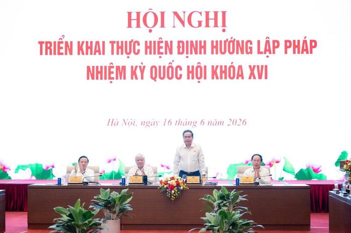 Chủ tịch Quốc hội Trần Thanh Mẫn chủ trì Hội nghị triển khai thực hiện Định hướng lập pháp nhiệm kỳ Quốc hội khóa XVI do Ủy ban Thường vụ Quốc hội tổ chức. Ảnh: Vũ Hiếu