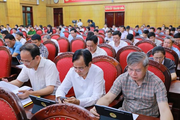 Đại biểu dự tại điểm cầu Tỉnh ủy.