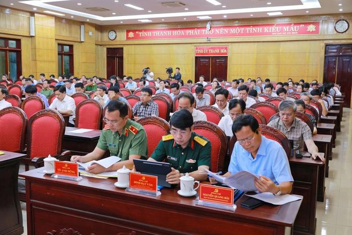 Đại biểu dự tại điểm cầu Tỉnh ủy.