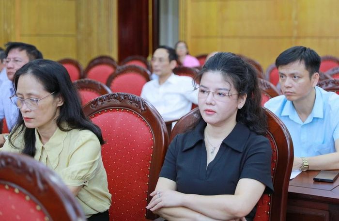 Đại biểu dự tại điểm cầu Tỉnh ủy.