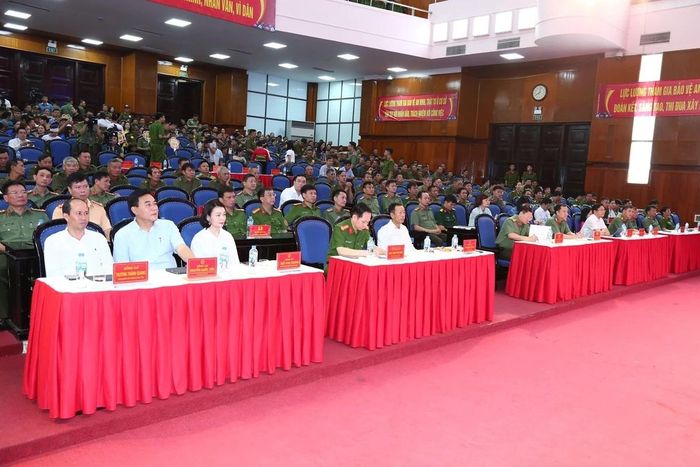 Các đại biểu dự khai mạc chung kết Hội thi.
