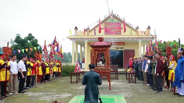 Đây không chỉ là dịp để Nhân dân địa phương thể hiện tấm lòng thành kính, ghi nhớ công ơn của bậc hiền tài Tô Hiến Thành đã có công mở cõi, giúp dân dẹp giặc ngoại xâm, mà còn tái hiện nét văn hóa truyền thống, cũng như ý chí kiên cường đấu tranh bảo vệ quê hương của người dân trên mảnh đất này. Sau phần nghi lễ tế thần, rước kiệu trang nghiêm là nhiều hoạt động văn hóa dân gian đặc sắc như đánh đu, thi gói bánh chưng, cờ tướng, đi cầu khỉ... thu hút đông đảo người dân và du khách tham gia.