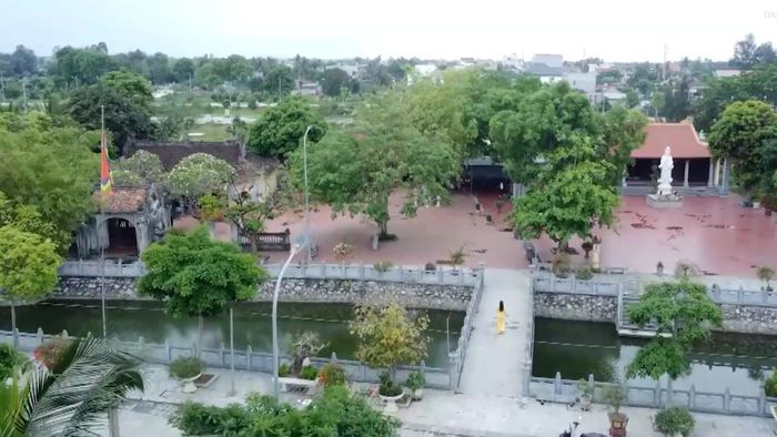 Với lối kiến trúc độc đáo, cùng vẻ đẹp cổ kính, uy nghiêm, Đền thờ Tô Hiến Thành (xã Hoằng Tiến, tỉnh Thanh Hóa) trở thành một điểm đến không thể bỏ lỡ của du khách khi về với xứ Thanh.