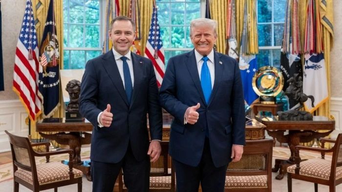 Tổng thống Ba Lan Karol Nawrocki và người đồng cấp Mỹ Donald Trump tại Nhà Trắng. Ảnh: Wikimedia Commons.
