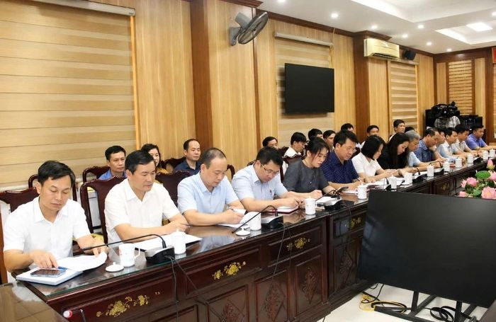 Các đại biểu dự hội nghị.