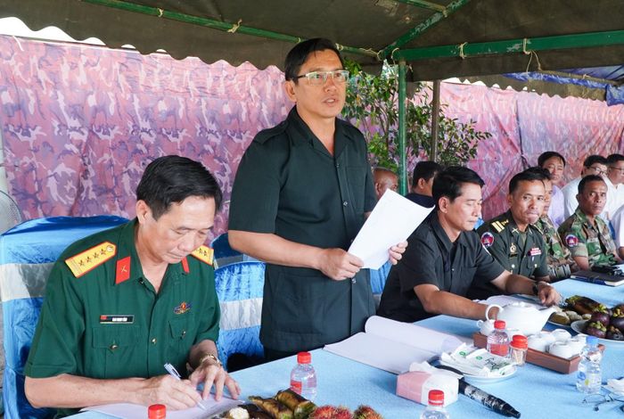 Chỉ huy Đội K92 báo cáo hoạt động.