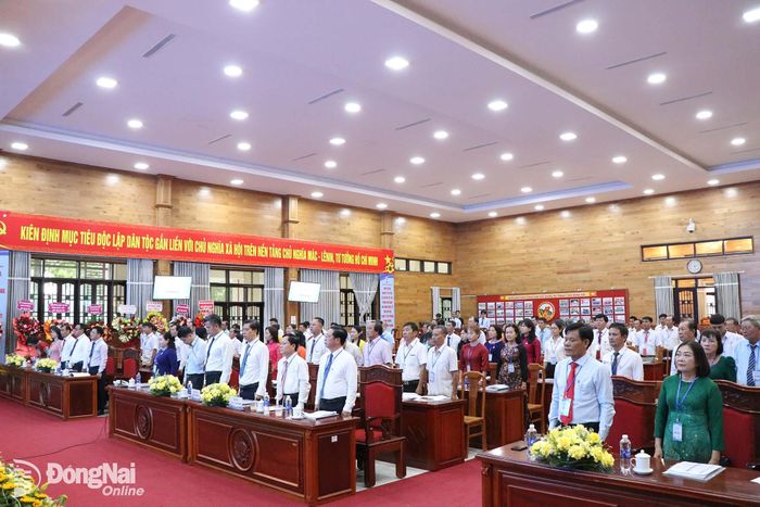 Đại biểu tham dự đại hội. Ảnh: Tố Tâm