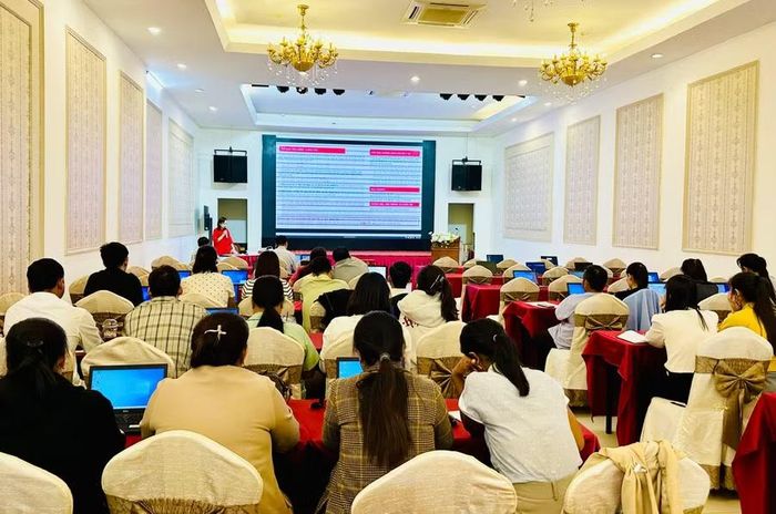 Quang cảnh lớp tập huấn. Ảnh: Như Nguyện