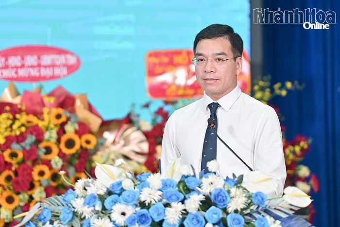 Đồng chí Hà Anh Đức phát biểu tại đại hội.