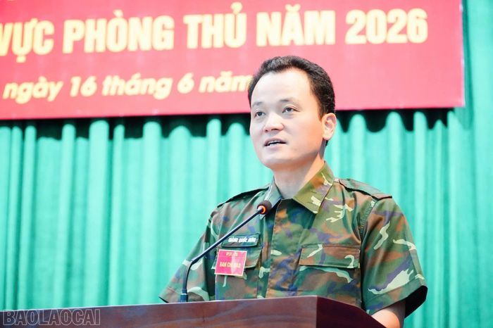 Đồng chí Giàng Quốc Hưng - Ủy viên Ban Thường vụ Tỉnh ủy, Phó Chủ tịch UBND tỉnh, Phó Trưởng Ban Thường trực Ban Chỉ đạo diễn tập phát biểu khai mạc diễn tập.