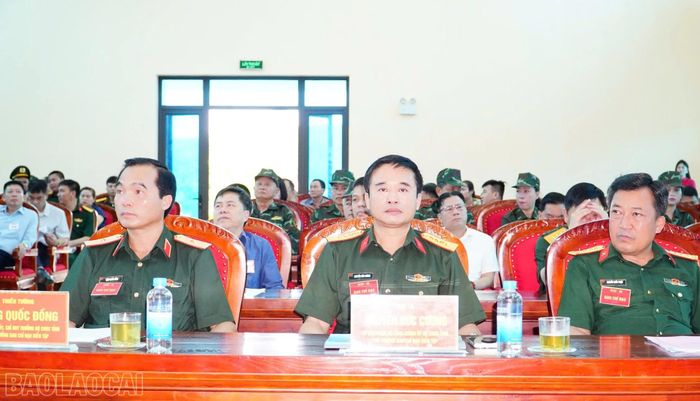 Các đại biểu dự lễ khai mạc cuộc diễn tập.