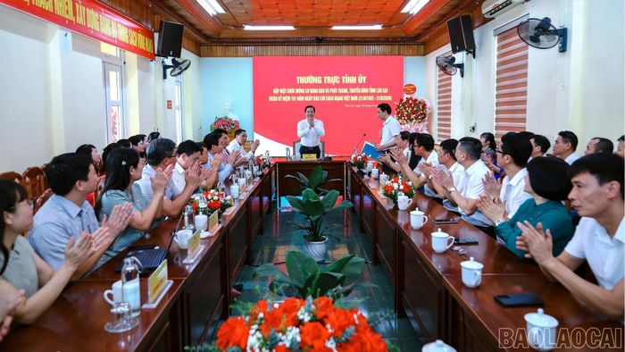 Quang cảnh buổi gặp mặt.