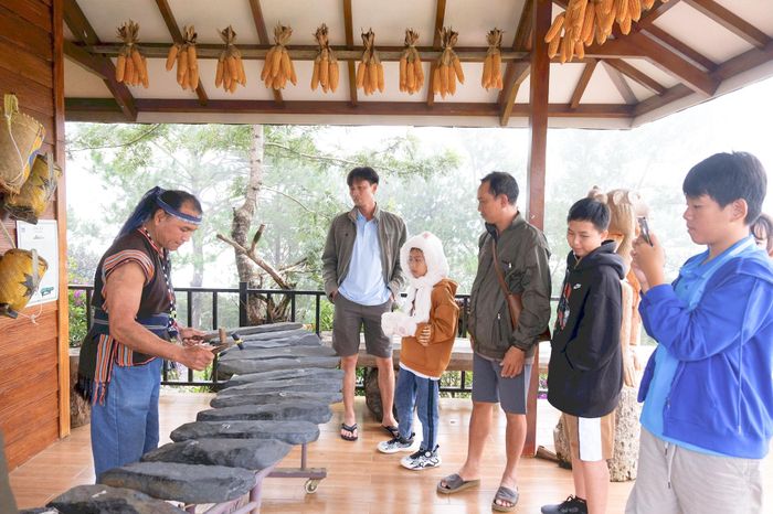 Văn hóa truyền thống - sản phẩm du lịch đặc trưng của Lâm Đồng được du khách ưa chuộng