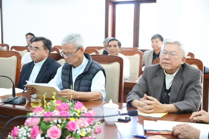 Các đại biểu tham dự hội nghị