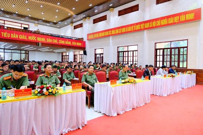 Các đại biểu tham dự hội nghị